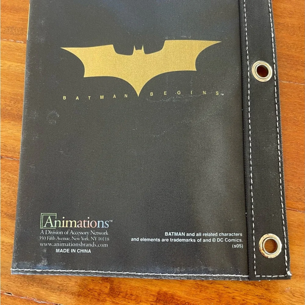 BATMAN DESIGNS nwot batman